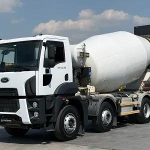 Camion Malaxeur FORD 4142 8x4 Euro Haute Performance 12 m³ - 2024