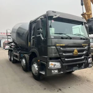 Camion Malaxeur SINOTRUK HOWO 371 Haute Performance - 2024