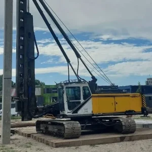 Batteuse de Pieux JUNTTAN PM-25 HLC – Équipement Professionnel