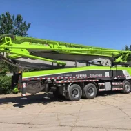 Camion Mercedes-Benz Actros Haute Performance 4 Essieux – Image 2
