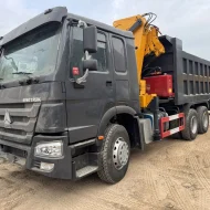 Camion Benne SINOTRUK HOWO 8x4 400 CV – Image 1