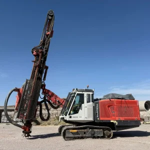 Sandvik DP1600i – Foreuse de Surface Hautes Performances